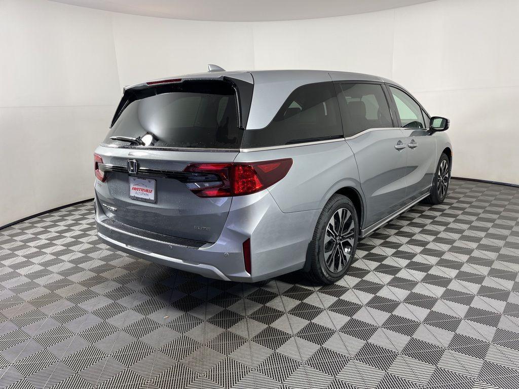 new 2025 Honda Odyssey car, priced at $52,275