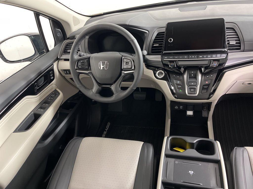 new 2025 Honda Odyssey car, priced at $52,275