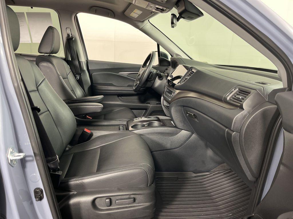 used 2022 Honda Pilot car, priced at $33,429
