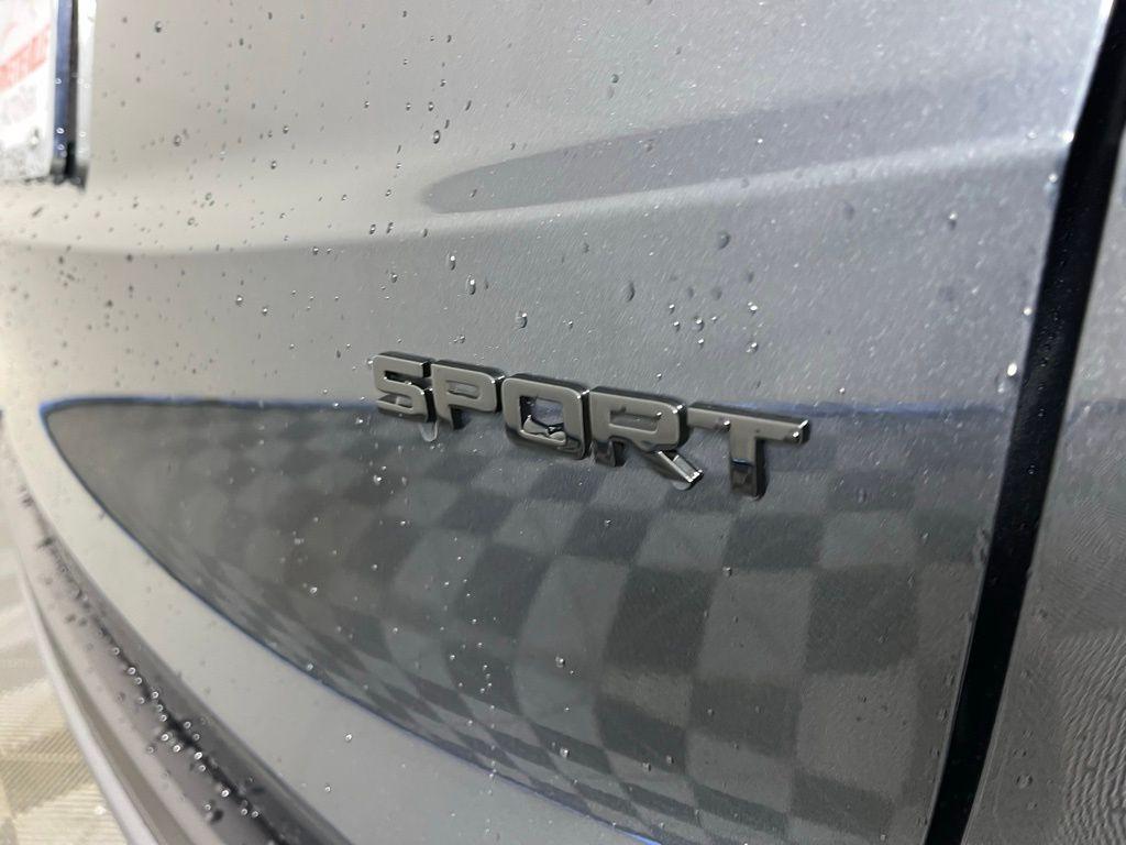 new 2026 Honda CR-V Hybrid car, priced at $38,580