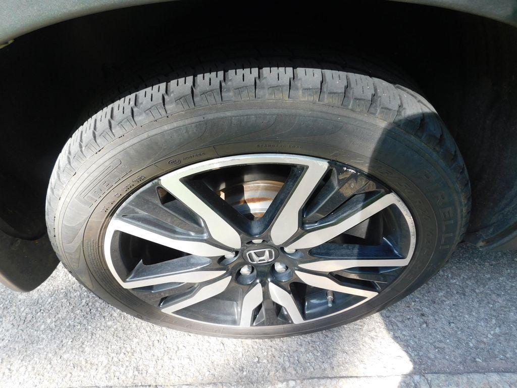 used 2022 Honda Pilot car, priced at $29,749