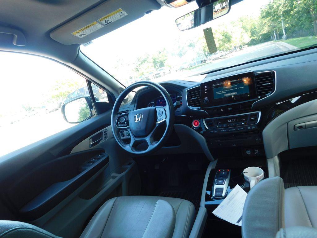 used 2022 Honda Pilot car, priced at $29,749