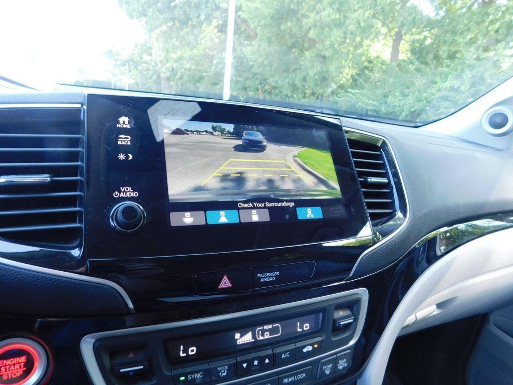used 2022 Honda Pilot car, priced at $29,749