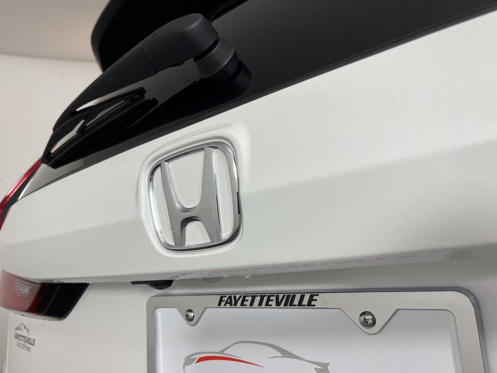 new 2026 Honda CR-V Hybrid car, priced at $40,575