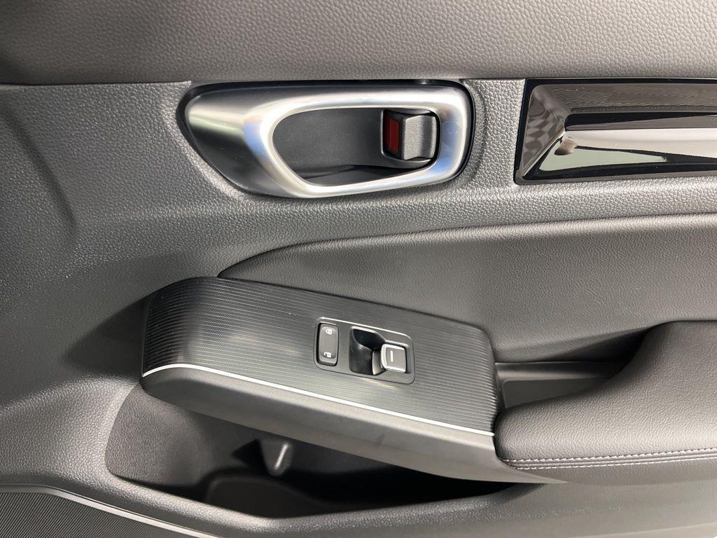 new 2026 Honda Civic Hybrid car, priced at $33,490