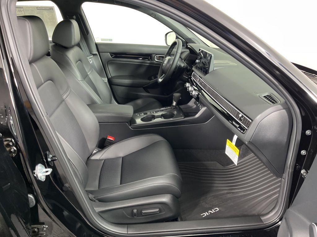 new 2026 Honda Civic Hybrid car, priced at $33,490