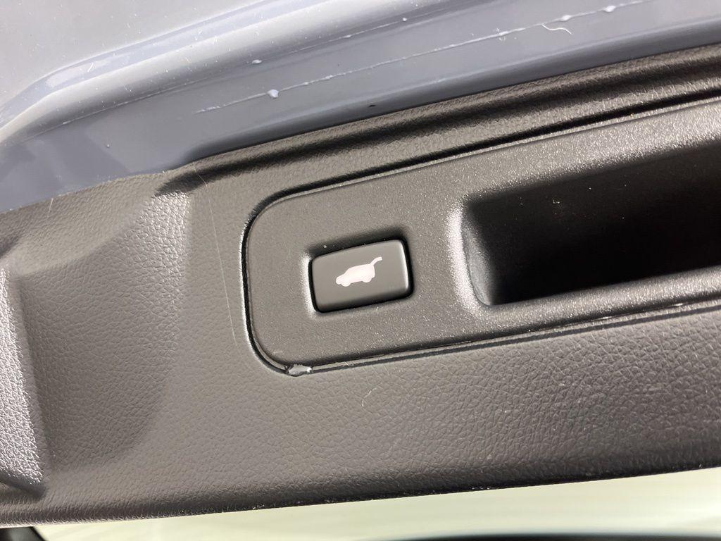 used 2022 Honda Passport car, priced at $37,858