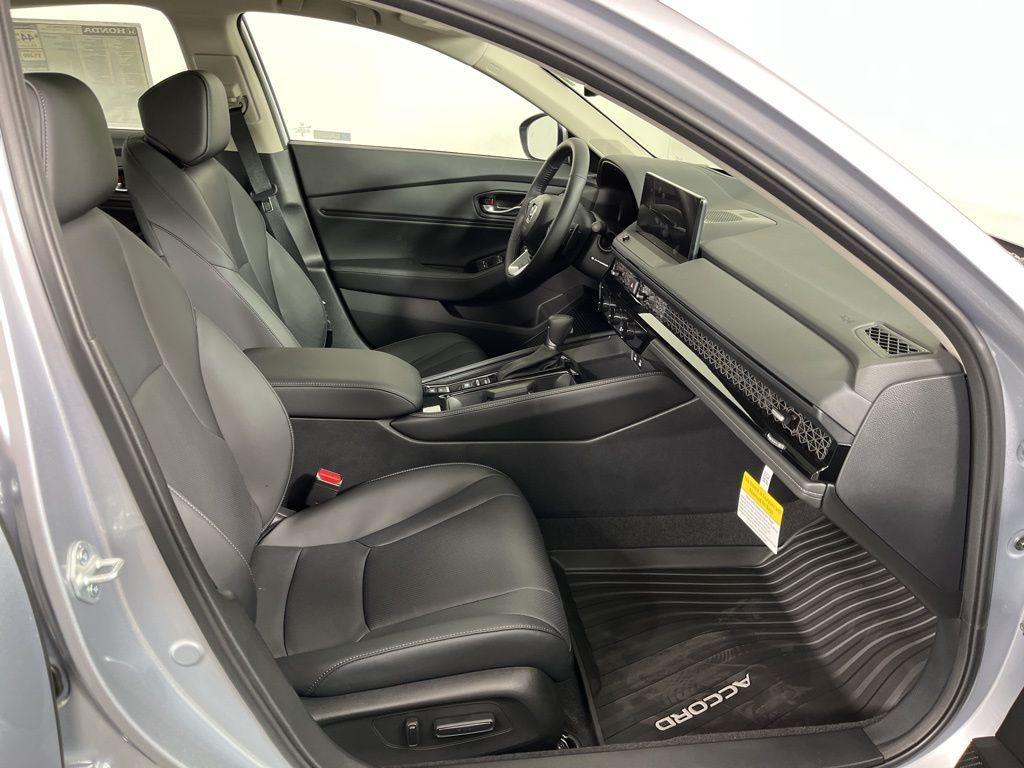 new 2025 Honda Accord Hybrid car, priced at $37,920