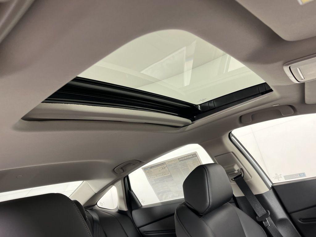 new 2025 Honda Accord Hybrid car, priced at $37,920