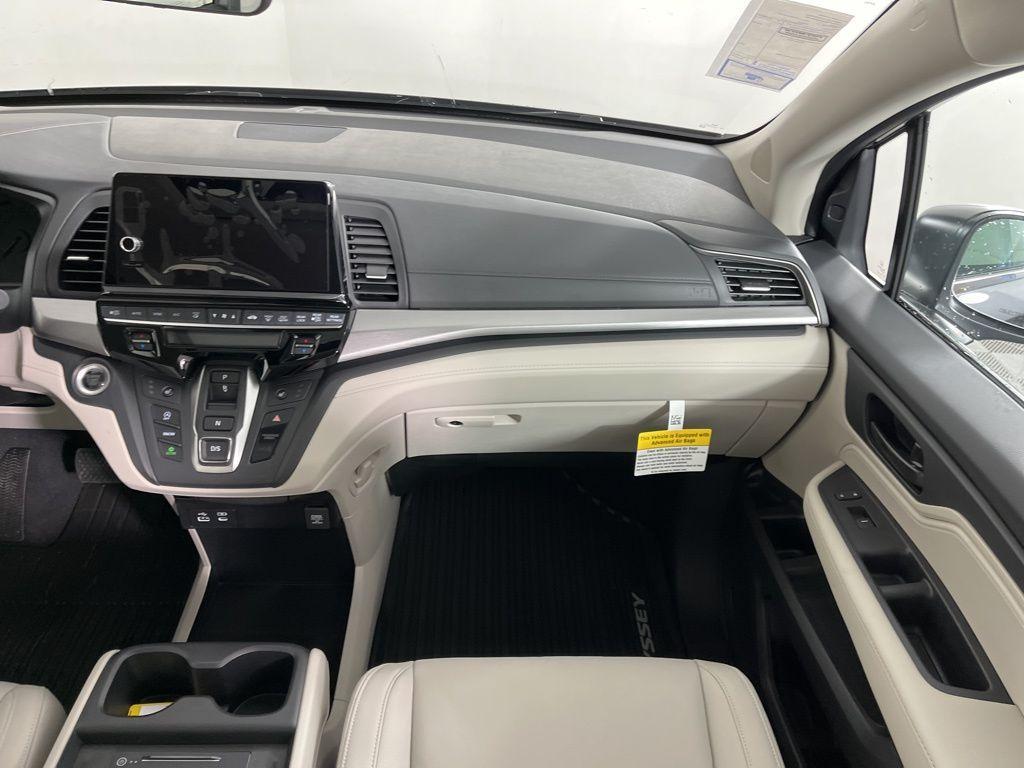 new 2025 Honda Odyssey car, priced at $44,265