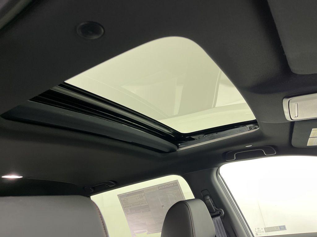 new 2026 Honda CR-V Hybrid car, priced at $40,175