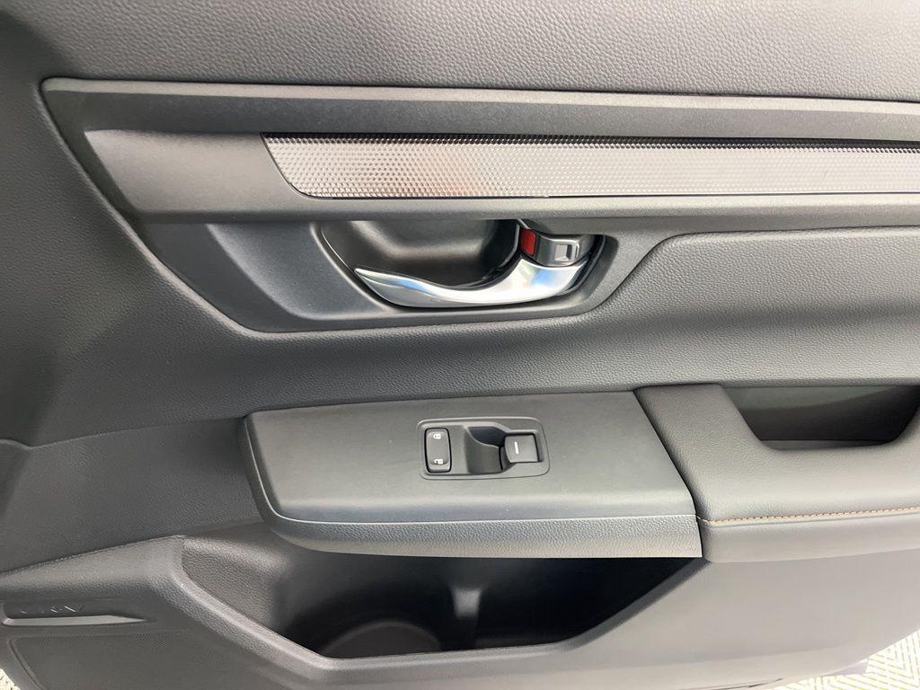 new 2026 Honda CR-V Hybrid car, priced at $40,175