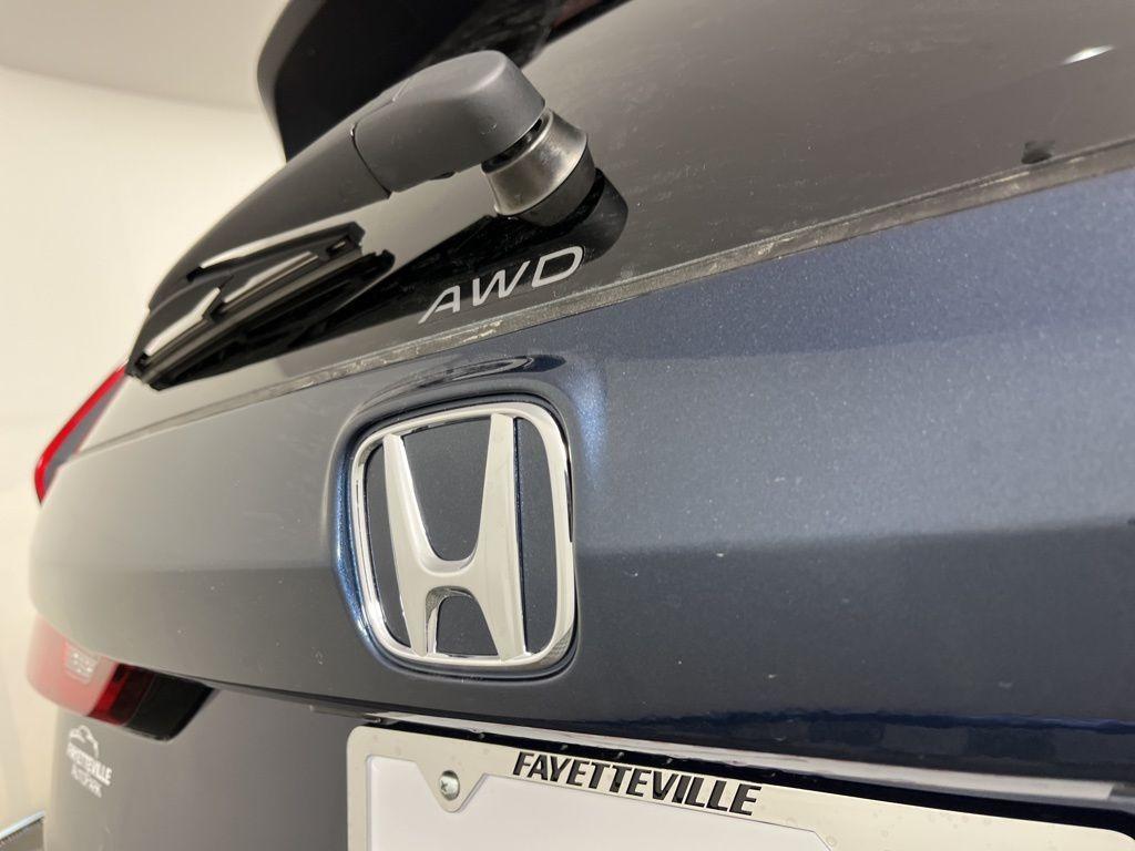 new 2026 Honda CR-V Hybrid car, priced at $41,675