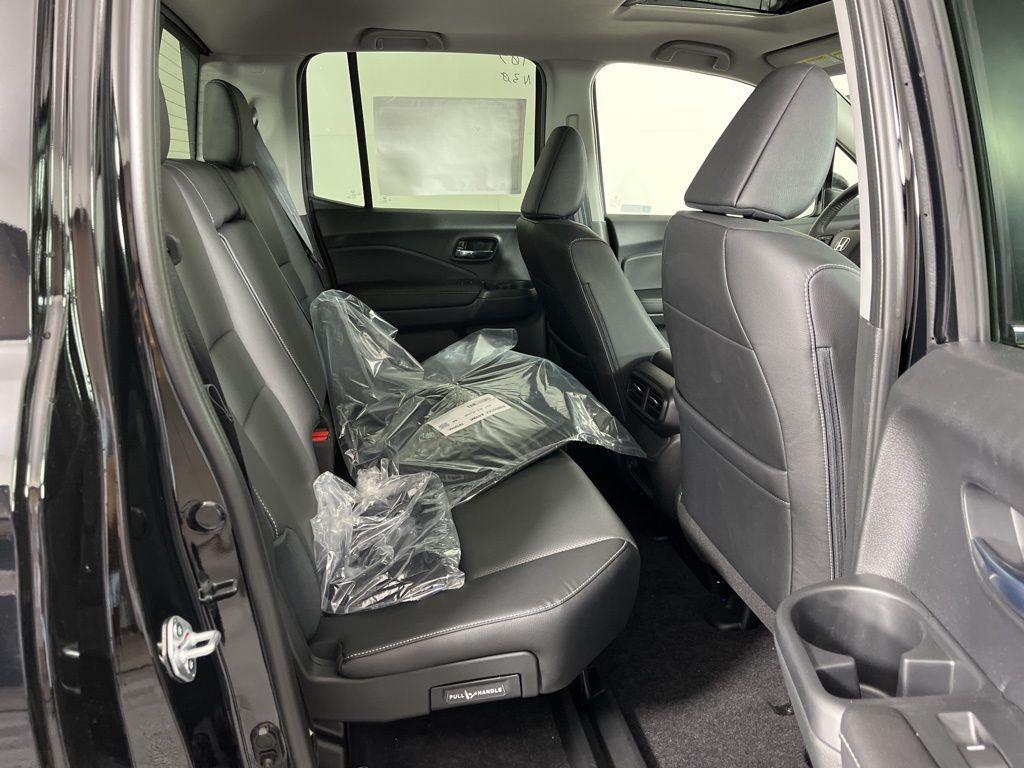 new 2025 Honda Ridgeline car, priced at $46,683
