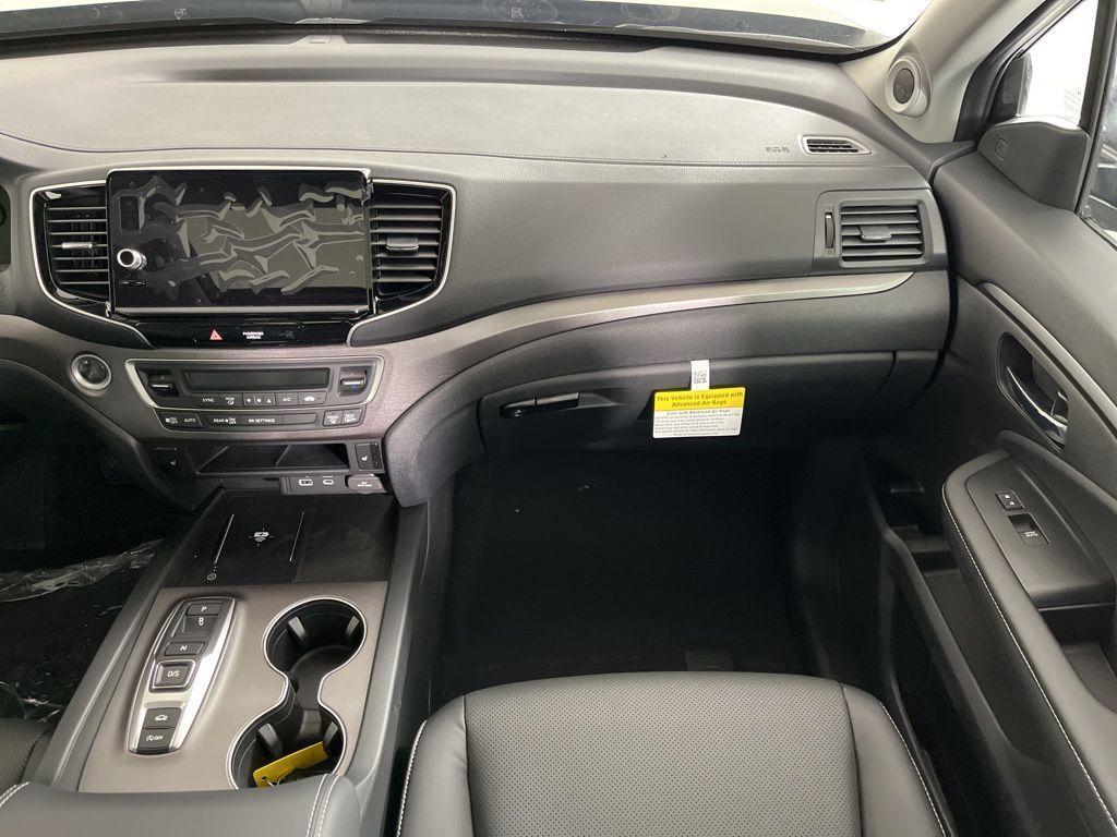 new 2025 Honda Ridgeline car, priced at $46,683