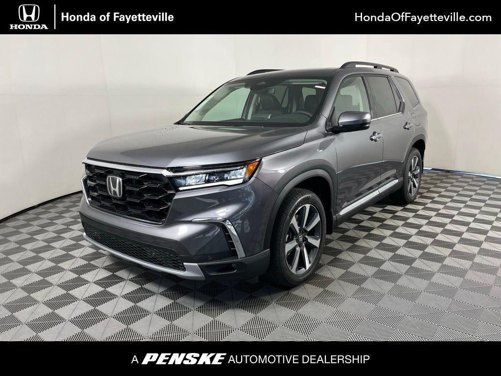 new 2025 Honda Pilot car, priced at $51,095