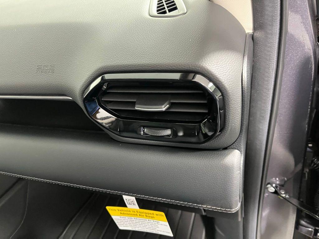 new 2025 Honda Pilot car, priced at $51,095