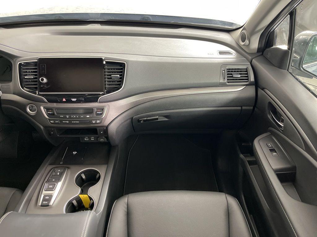 used 2025 Honda Ridgeline car, priced at $40,994