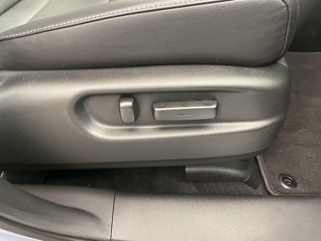 used 2025 Honda Ridgeline car, priced at $40,994