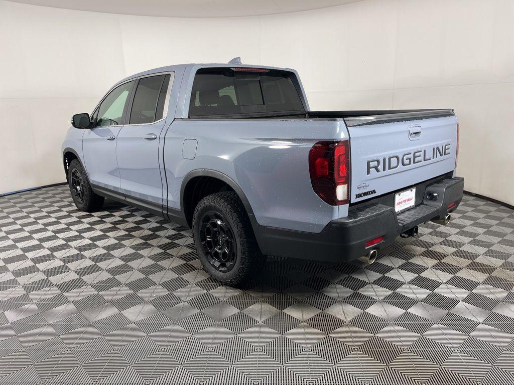 used 2025 Honda Ridgeline car, priced at $40,994