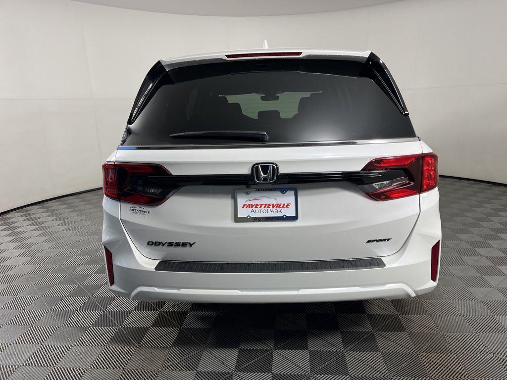 new 2026 Honda Odyssey car, priced at $45,845