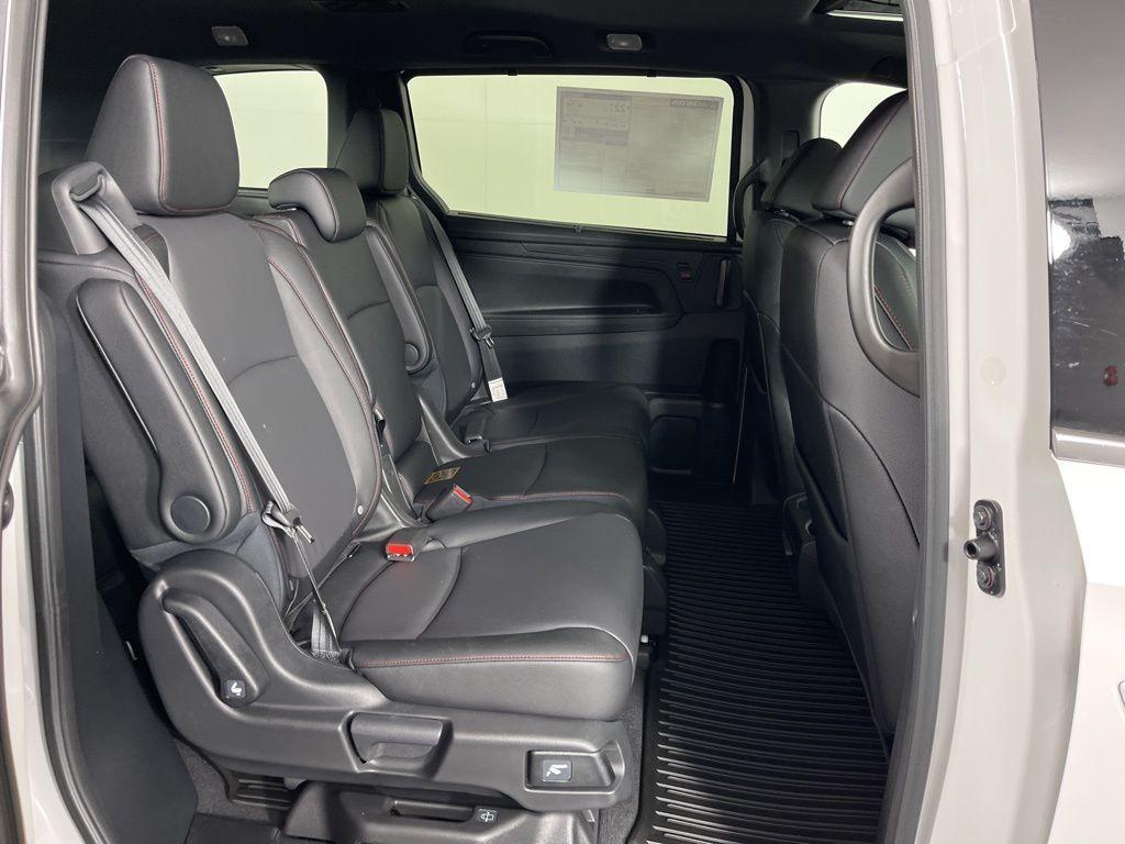 new 2026 Honda Odyssey car, priced at $45,845