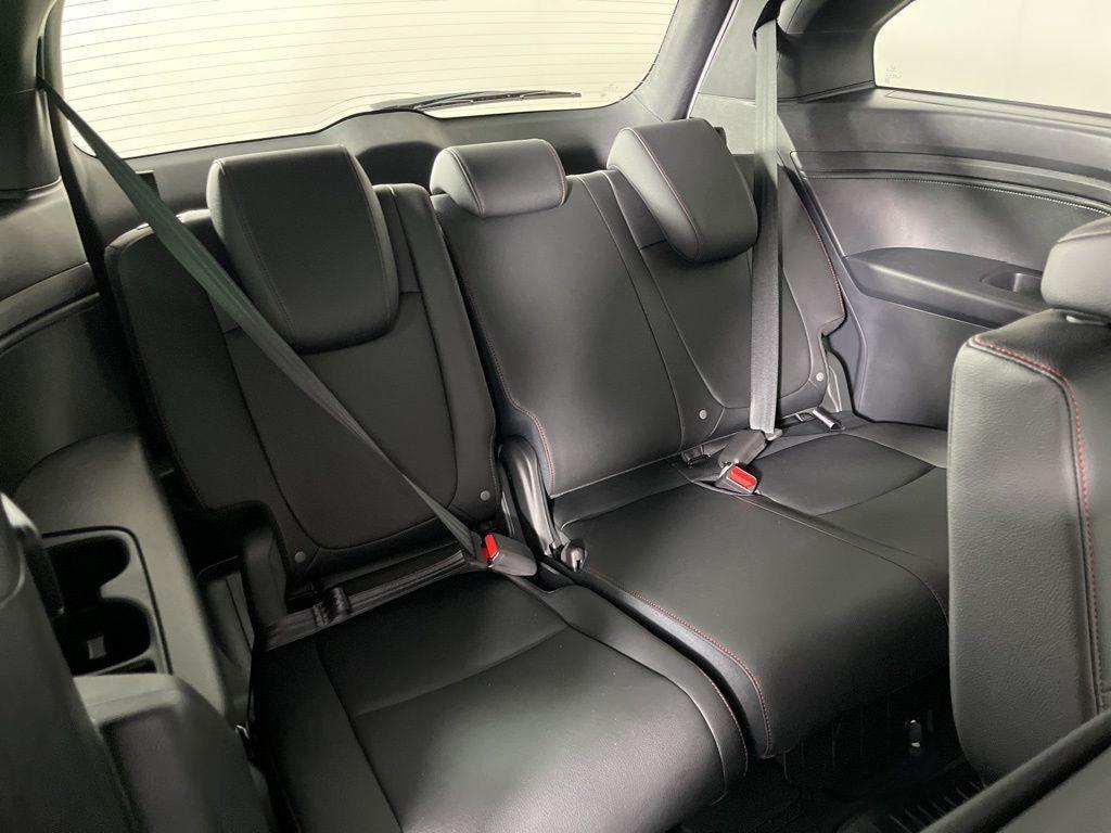 new 2026 Honda Odyssey car, priced at $45,845