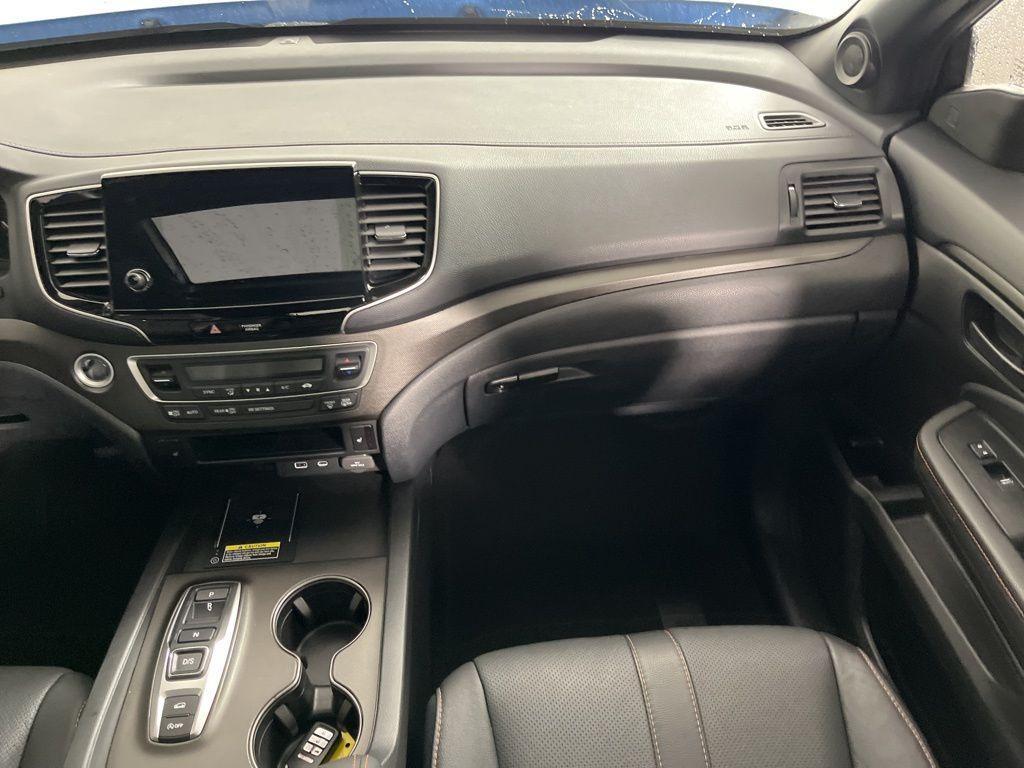 used 2024 Honda Passport car, priced at $39,852