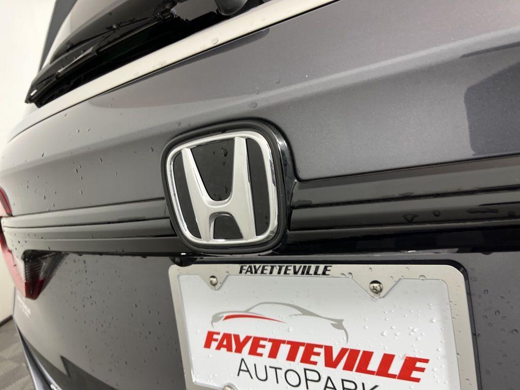 new 2025 Honda Odyssey car, priced at $48,360