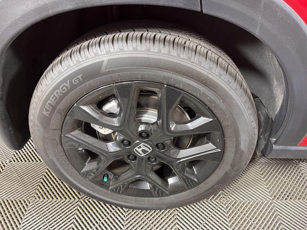 used 2025 Honda HR-V car, priced at $26,868