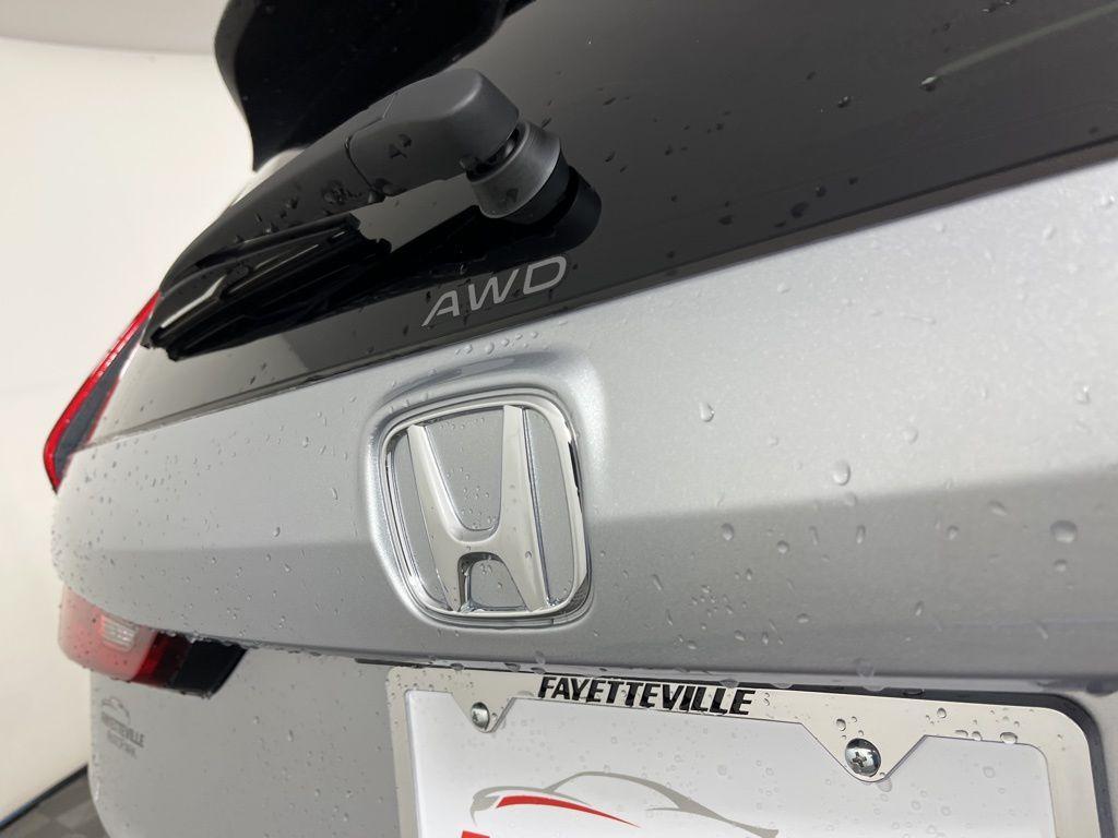 new 2026 Honda CR-V Hybrid car, priced at $38,525