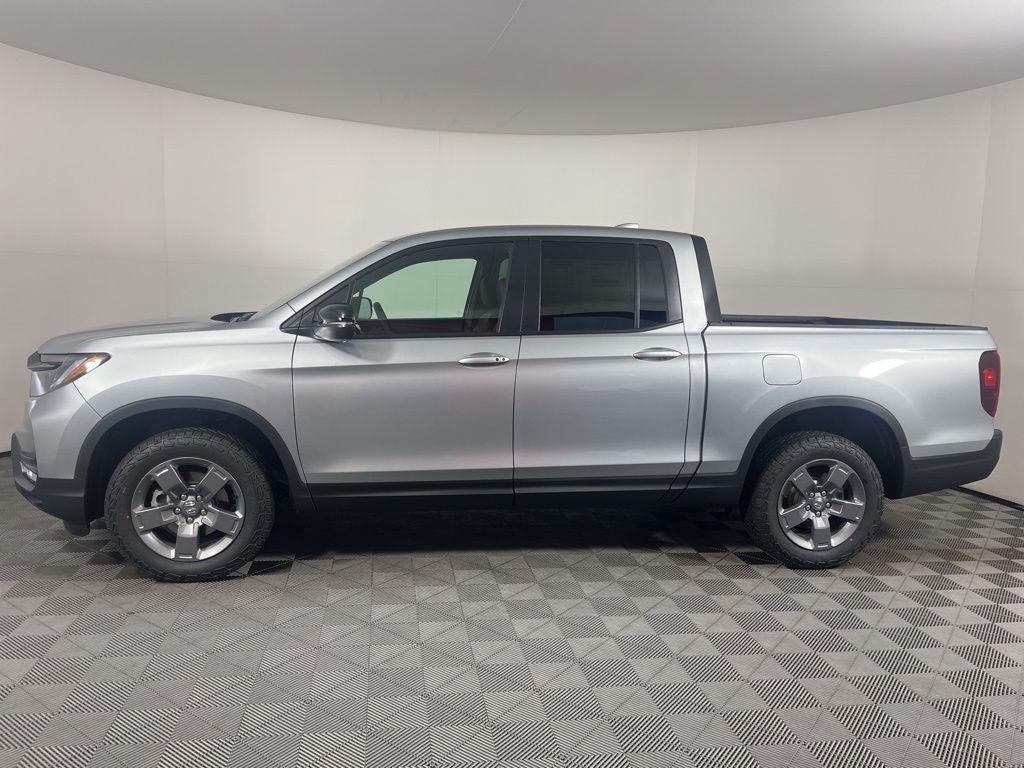 new 2025 Honda Ridgeline car, priced at $46,830