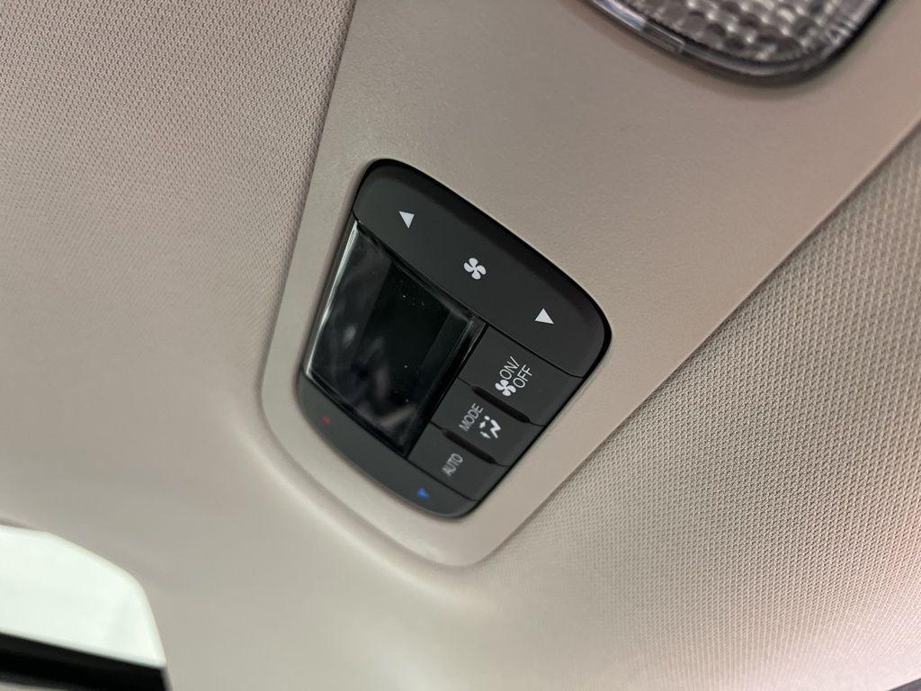 new 2025 Honda Odyssey car, priced at $45,728