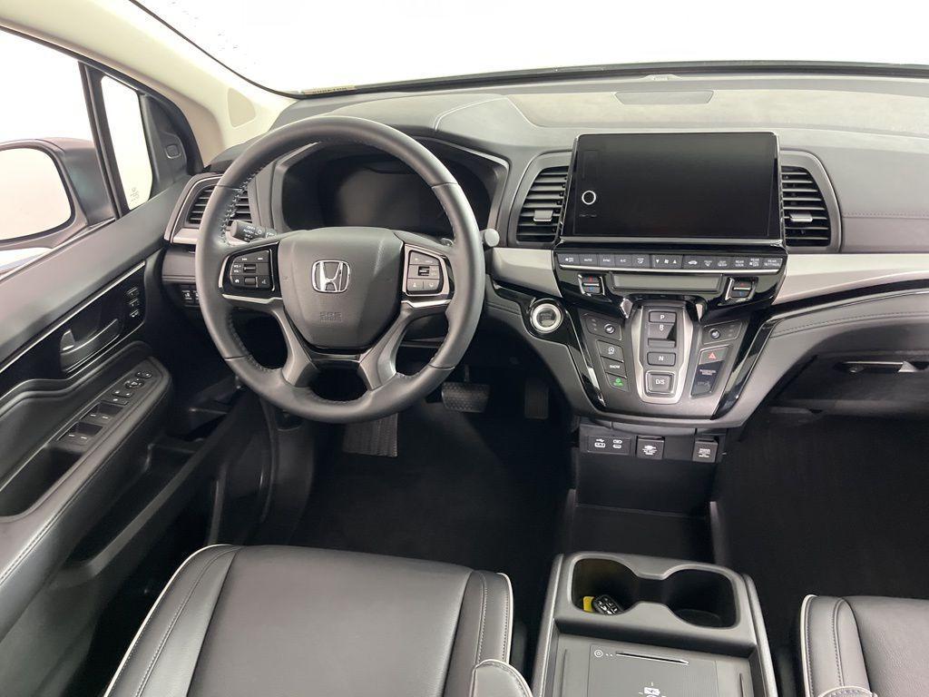 used 2025 Honda Odyssey car, priced at $43,277