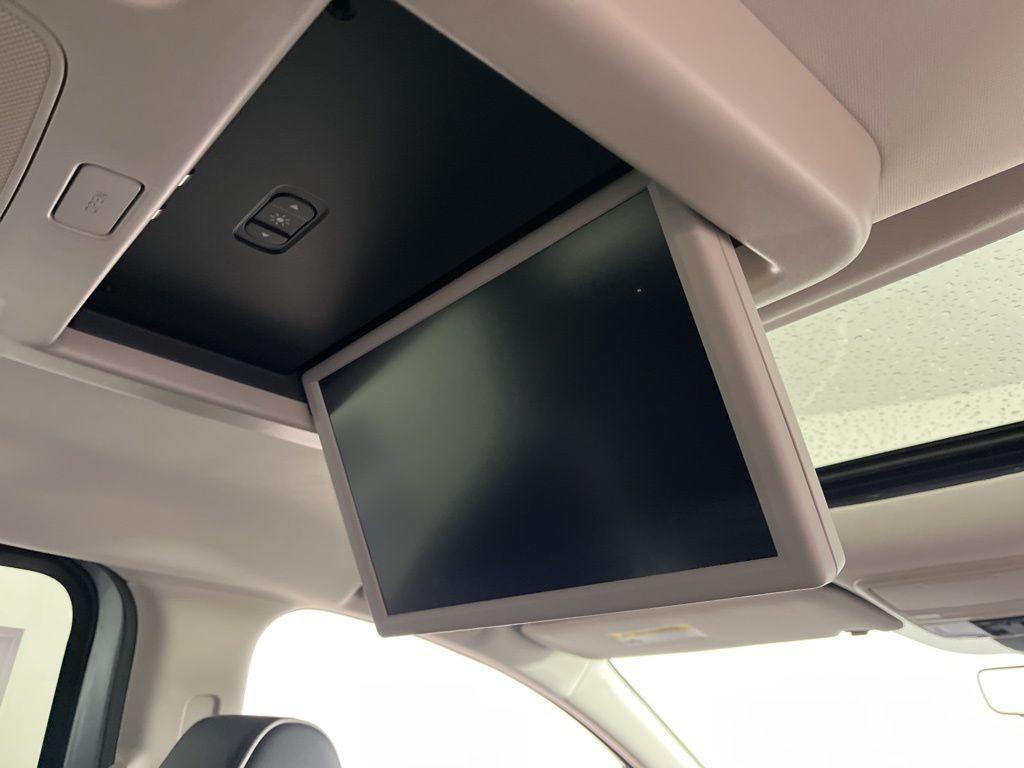 used 2025 Honda Odyssey car, priced at $43,277