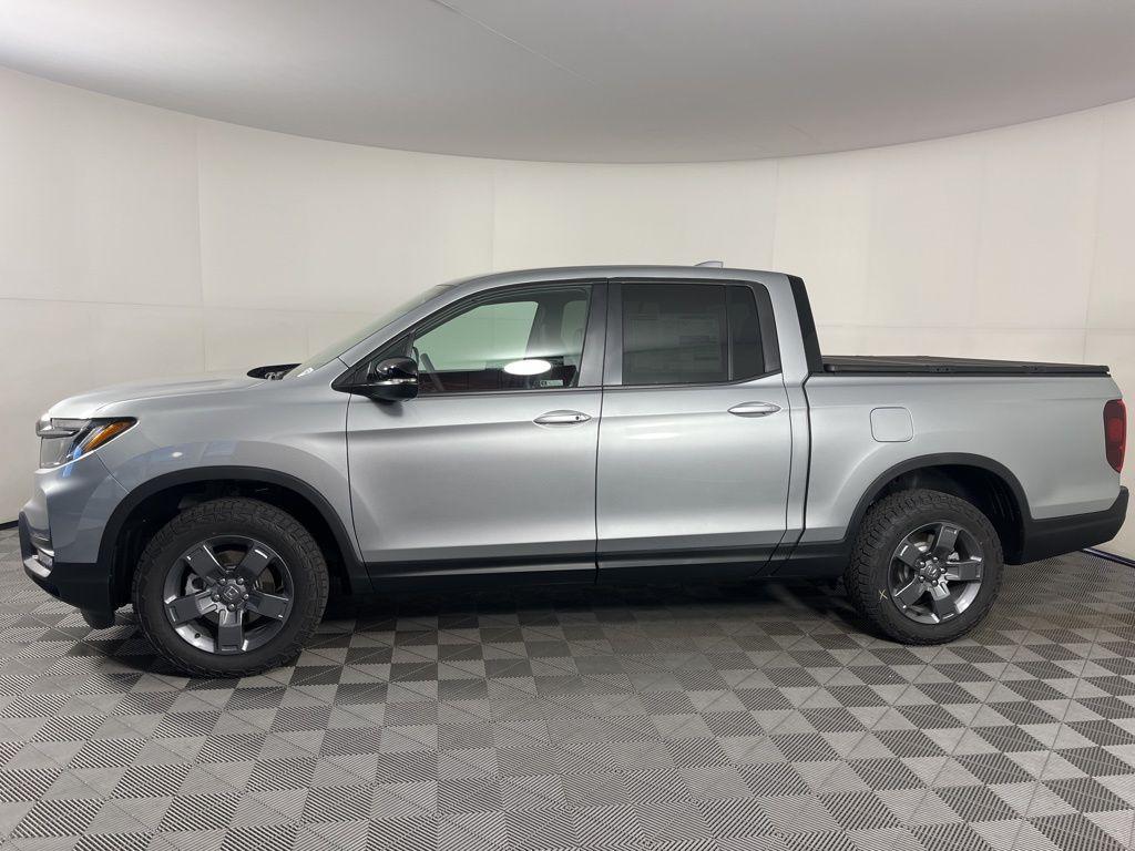 new 2025 Honda Ridgeline car, priced at $48,330