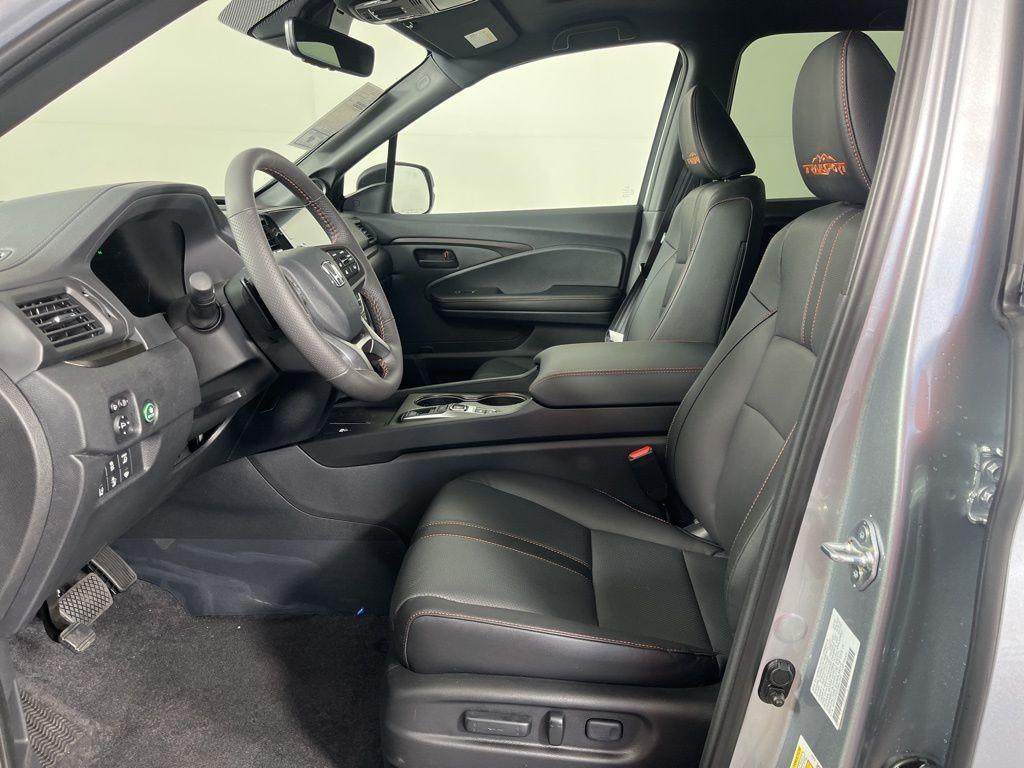 new 2025 Honda Ridgeline car, priced at $48,330