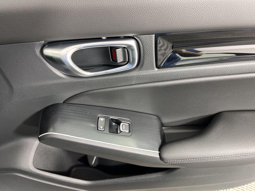 new 2026 Honda Civic Hybrid car, priced at $34,690