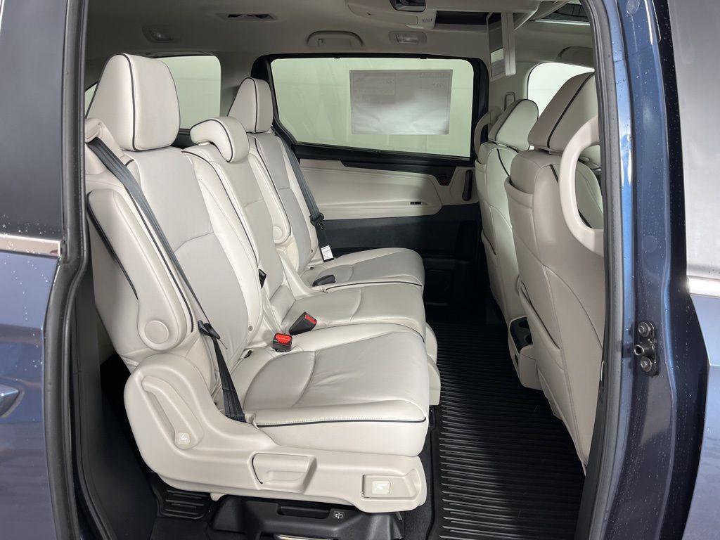 new 2025 Honda Odyssey car, priced at $46,347