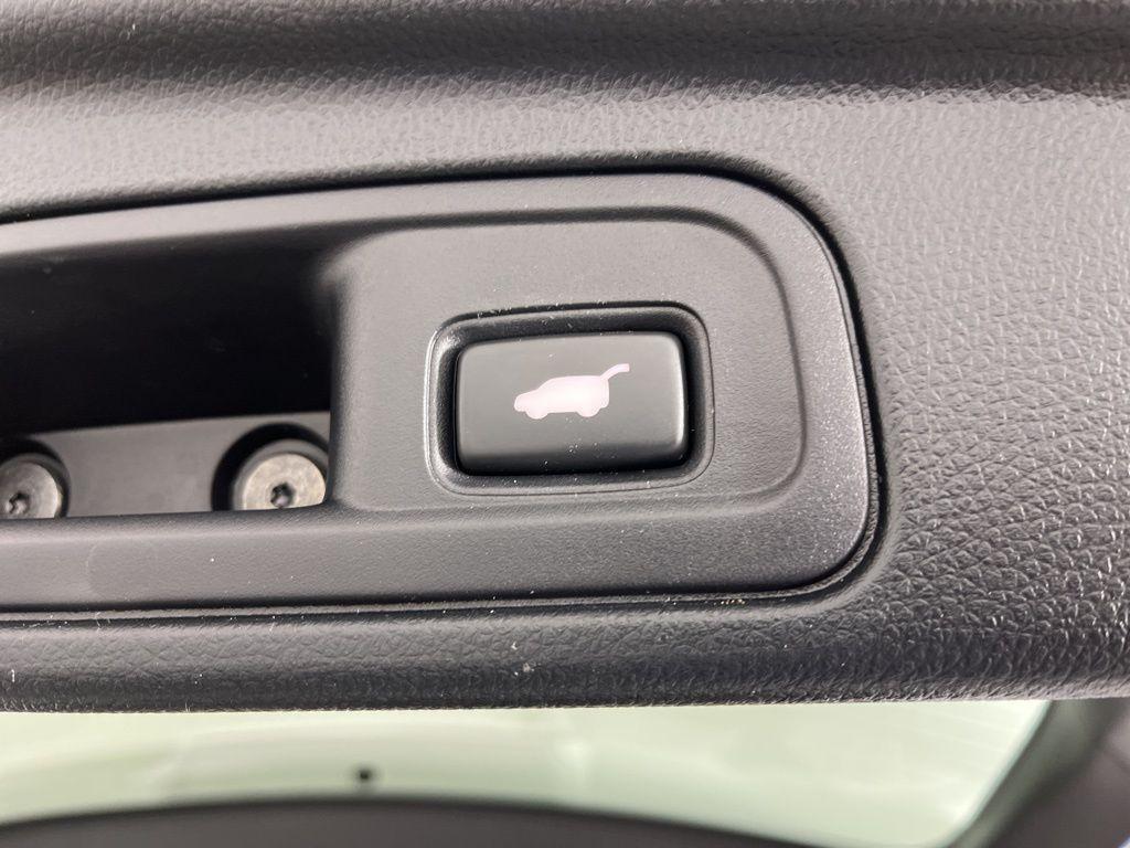 used 2022 Honda Pilot car, priced at $36,477