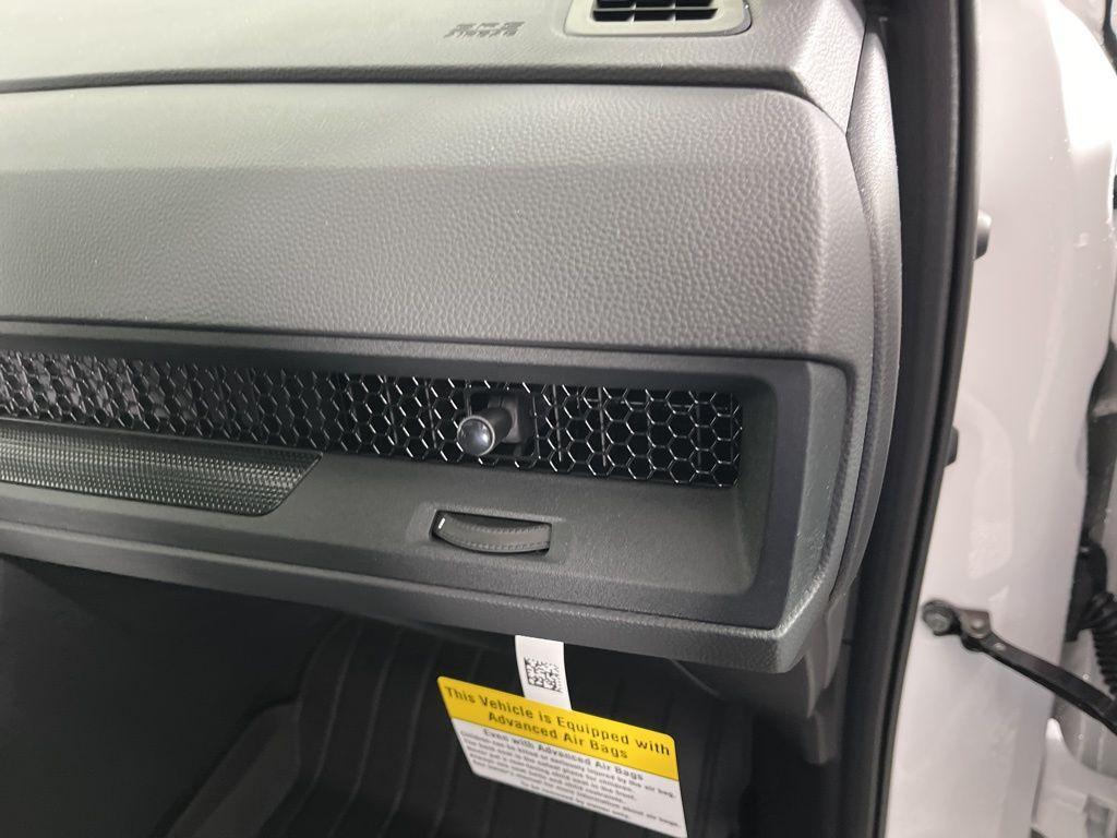 new 2026 Honda CR-V Hybrid car, priced at $40,630