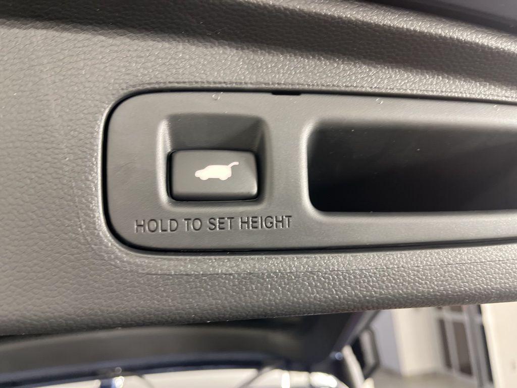 new 2026 Honda CR-V Hybrid car, priced at $40,250