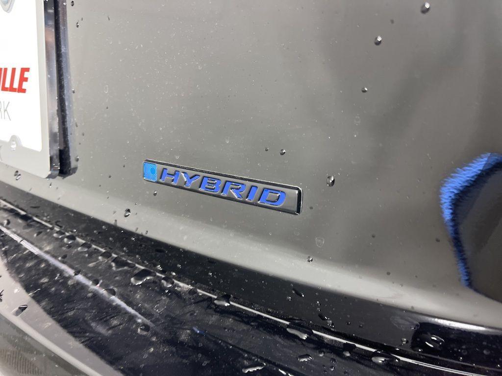 new 2026 Honda Civic Hybrid car, priced at $33,490