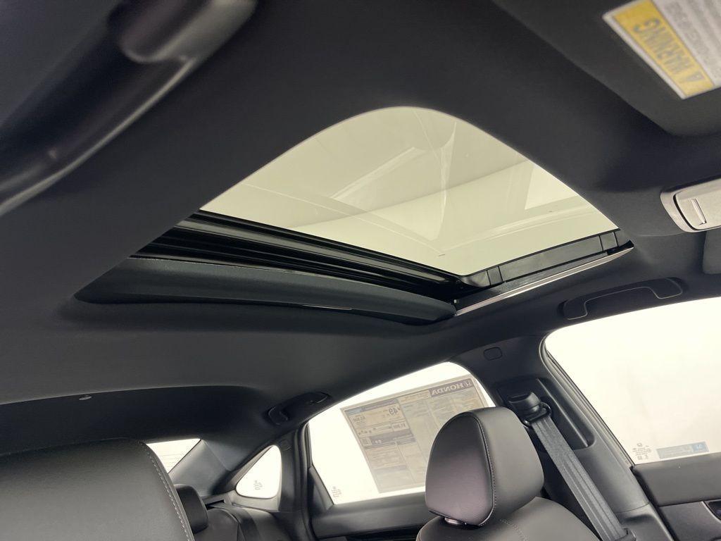 new 2026 Honda Civic Hybrid car, priced at $33,490