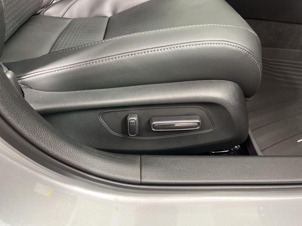 new 2026 Honda Civic Hybrid car, priced at $33,490