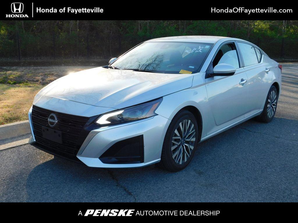 used 2023 Nissan Altima car, priced at $21,999