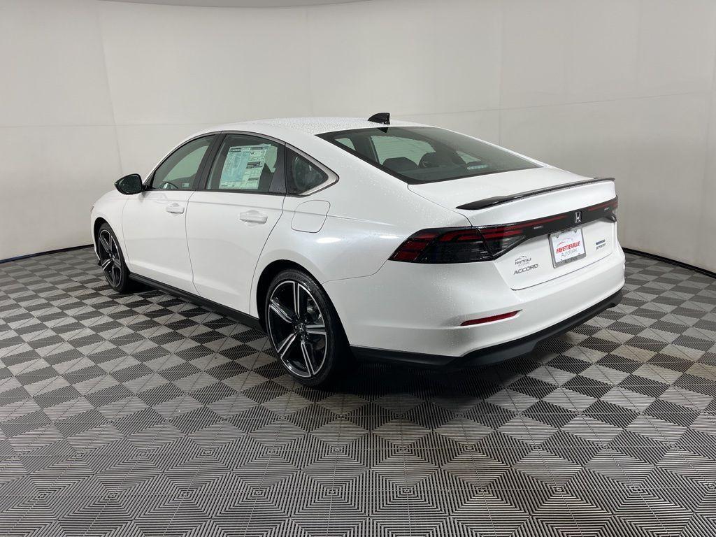 new 2025 Honda Accord Hybrid car, priced at $35,305