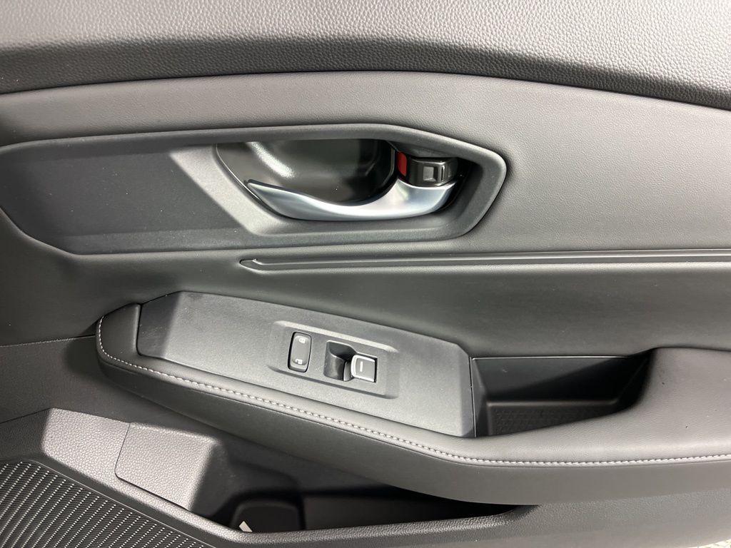 new 2025 Honda Accord Hybrid car, priced at $35,305