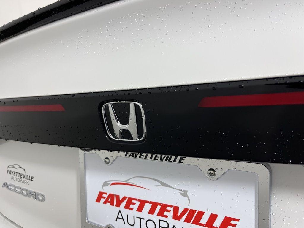 new 2025 Honda Accord Hybrid car, priced at $35,305