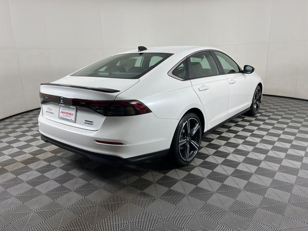 new 2025 Honda Accord Hybrid car, priced at $35,305